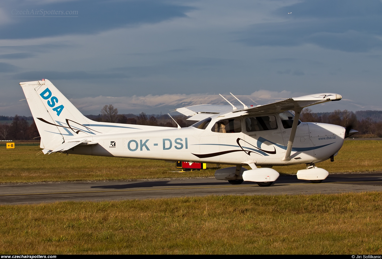 Delta System-AIR a.s. – Cessna 172S Skyhawk SP OK-DSI