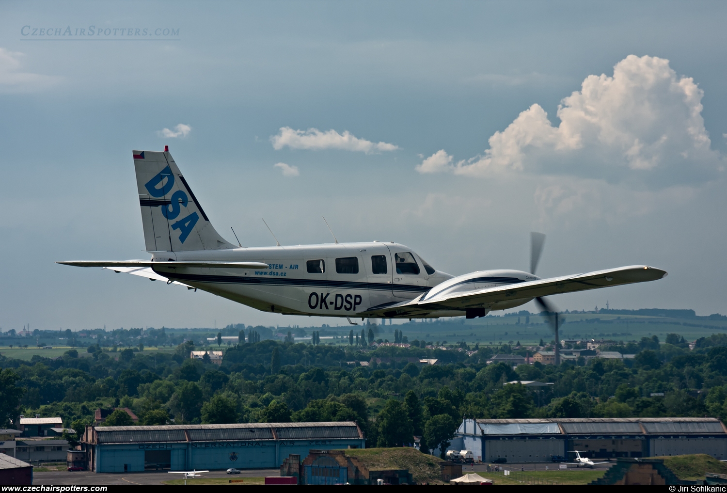 Delta System-AIR a.s. – Piper PA-34-220T Seneca IV OK-DSP