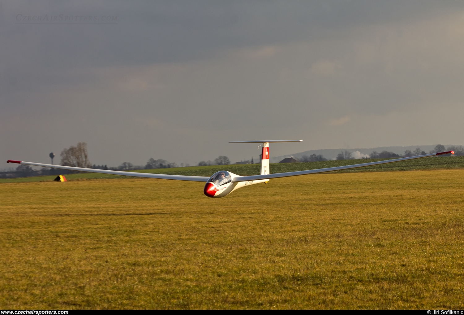 private – Rolladen-Schneider LS3 OK-1469 / EI