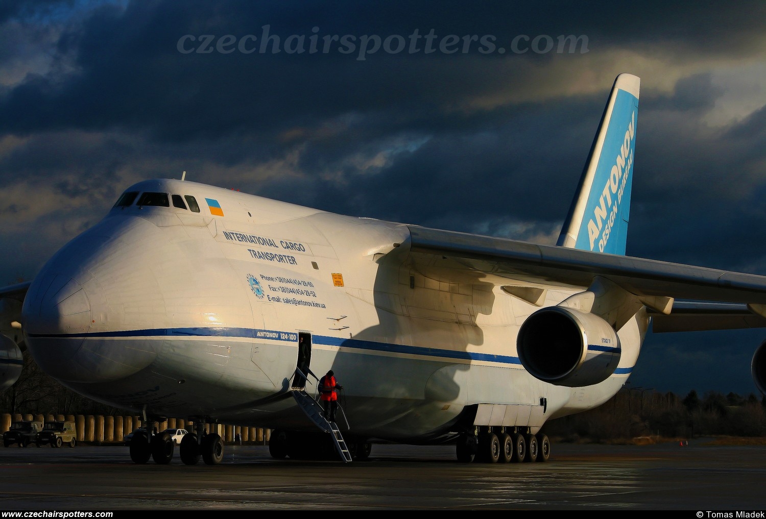 Antonov Design Bureau – Antonov An-124-100 Ruslan  UR-82029