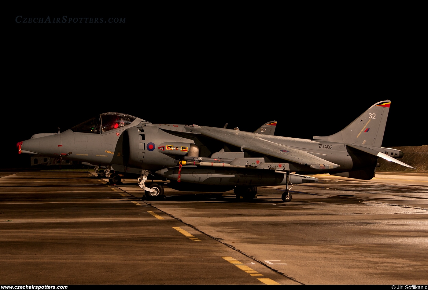 UK - Air Force – British Aerospace Harrier GR9 ZD403 / 32