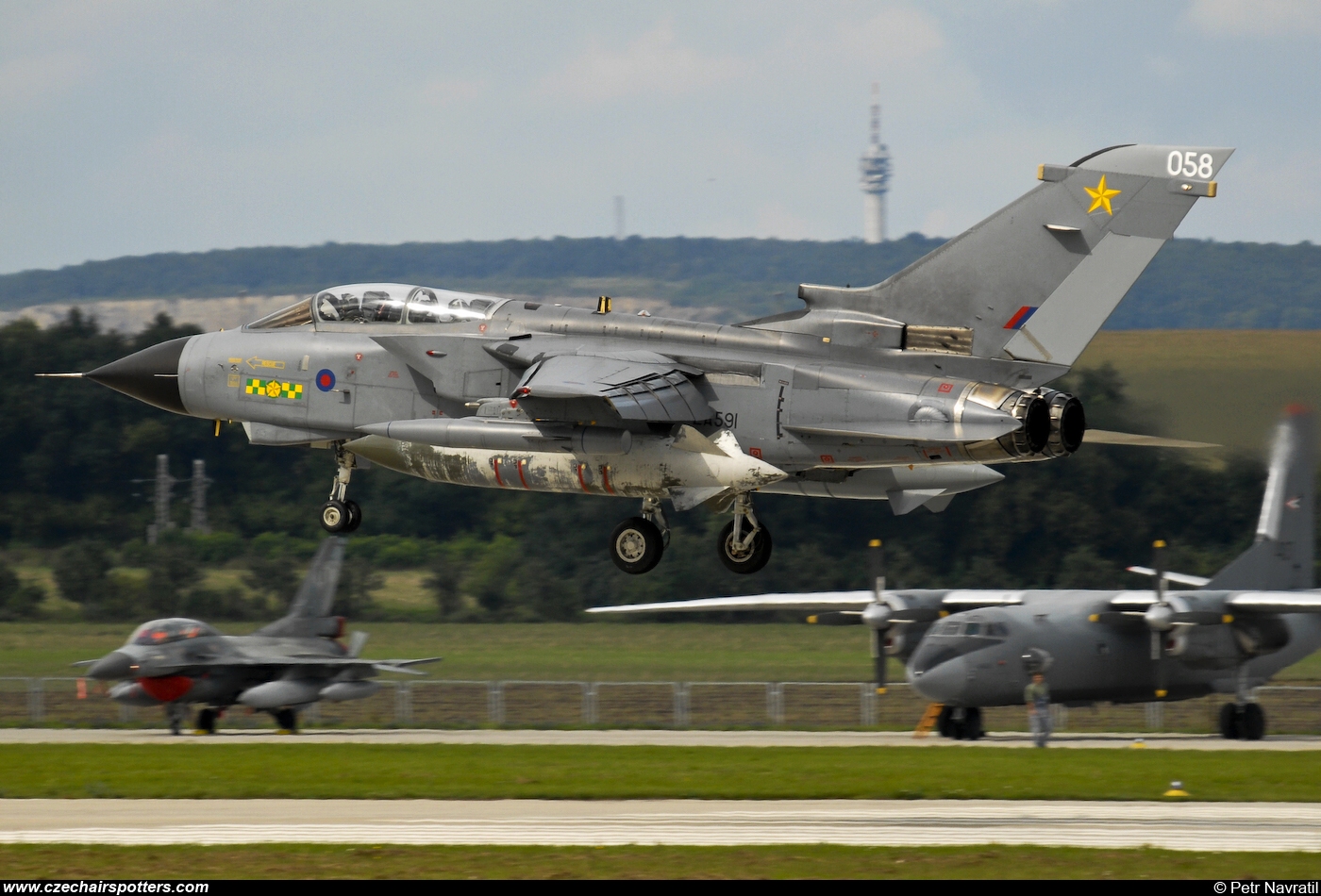 UK - Air Force – Panavia  Tornado GR4 ZA591