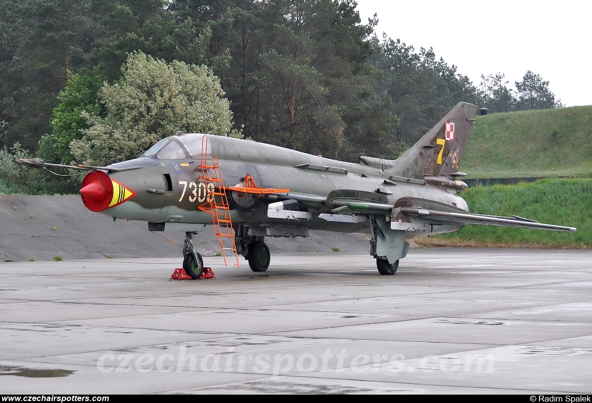 Poland - Air Force – Sukhoi Su-22 M-4 Fitter 7308