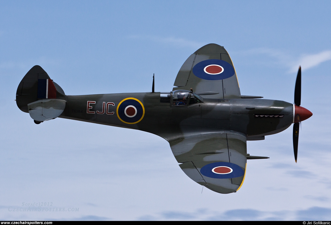 Old Flying Machine Company – Supermarine Spitfire Mk XVIE (type 361) G-MXVI / TE184 / EJC