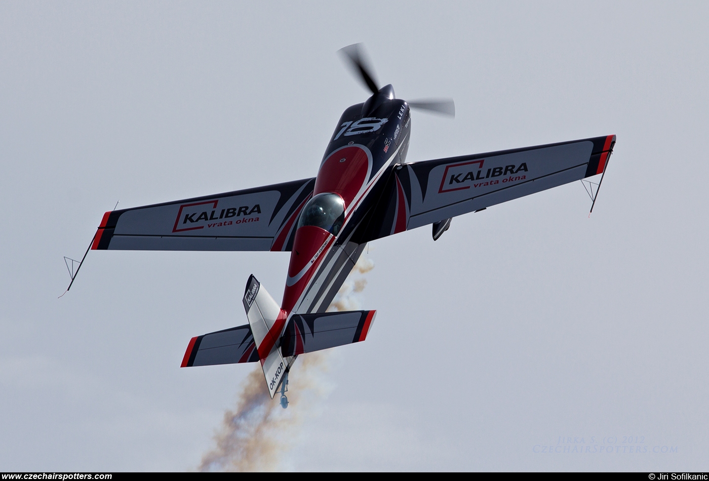 private – Extra EA-330SC OK-KOP