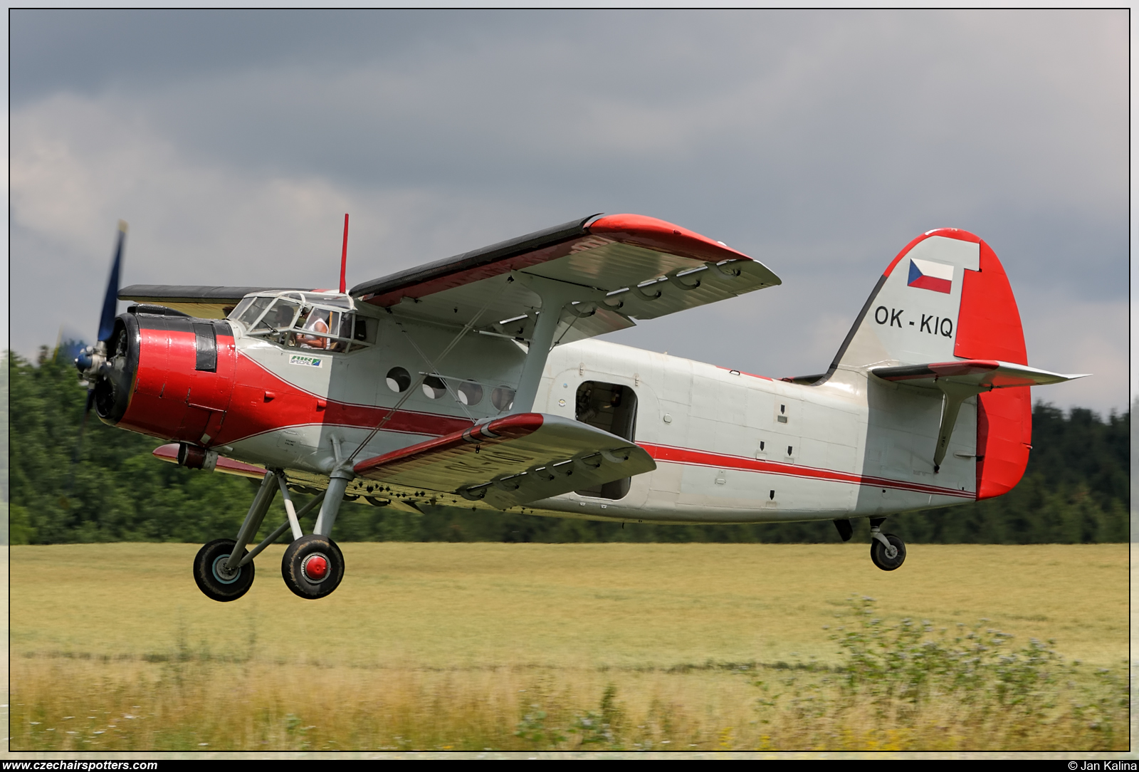 Air Special – Antonov An-2R OK-KIQ