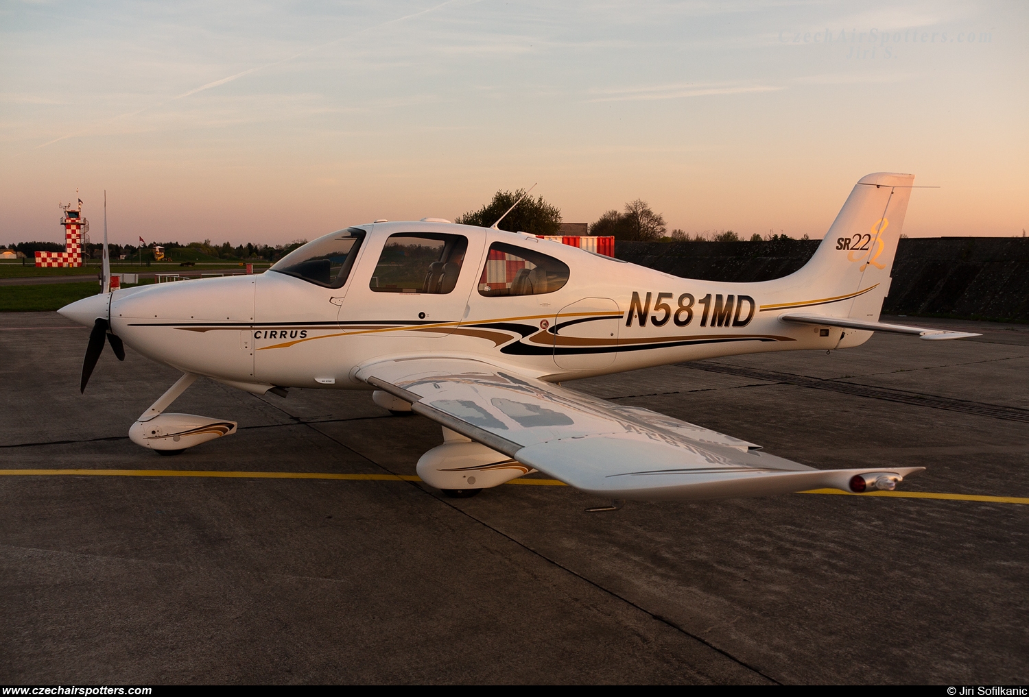 Am Aviation Llc – Cirrus SR22 G2 N581MD