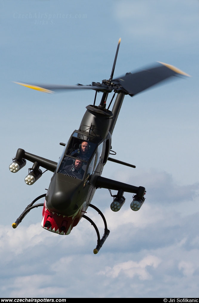 Heli Czech – Bell TAH-1P Cobra N2734D