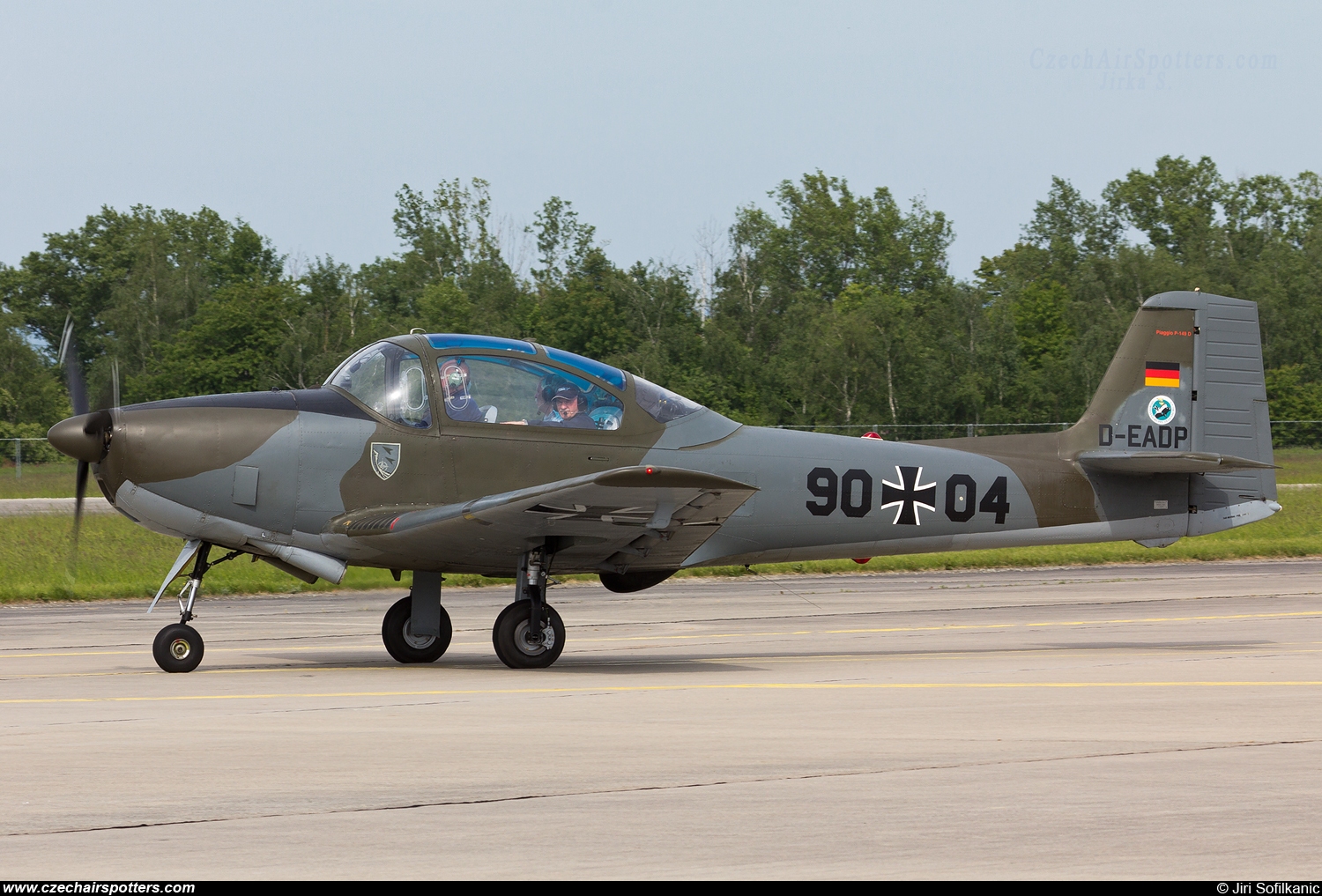 private – Piaggio Aero Focke-Wulf FWP-149D D-EADP / 90+04