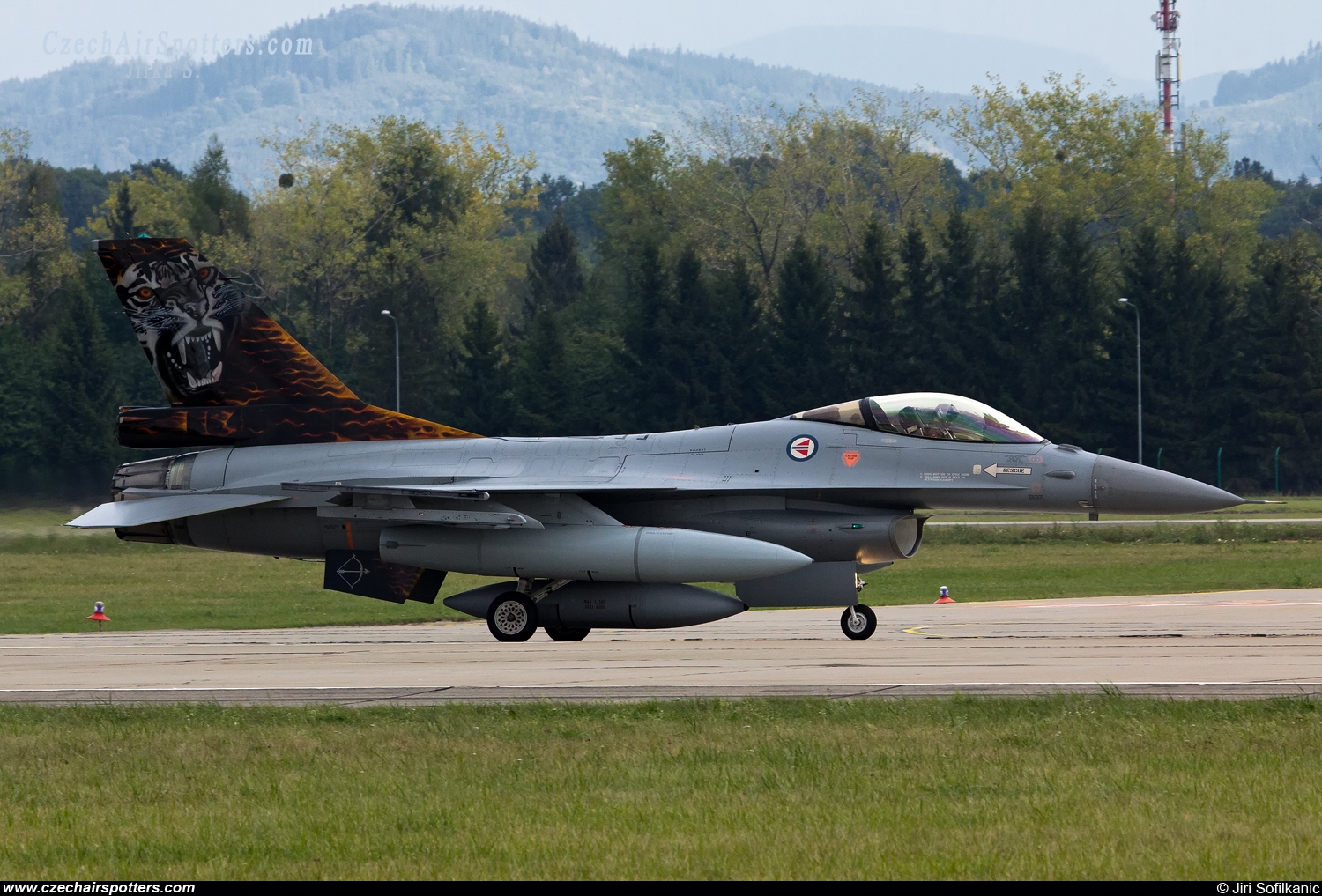 Norway - Air Force – Fokker F-16AM Fighting Falcon 664