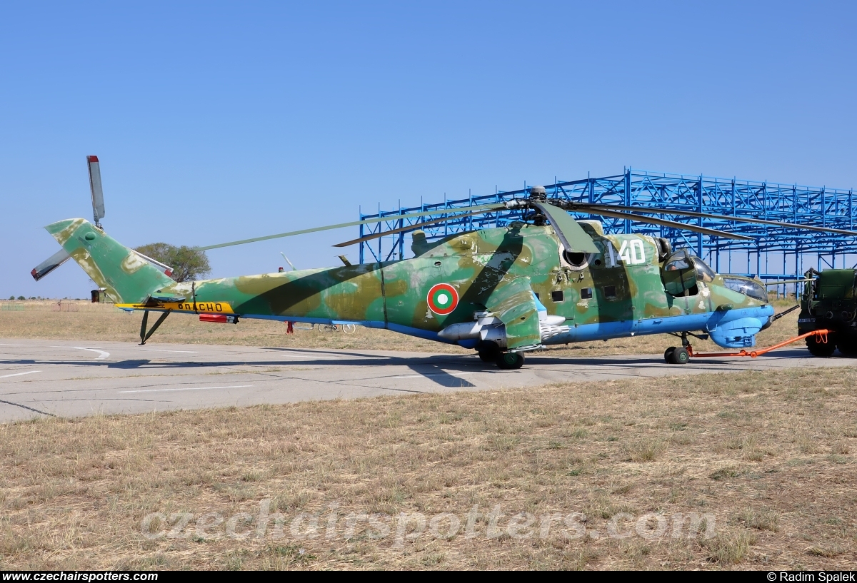 Bulgaria - Air Force – Mil Mi-24V Hind 140