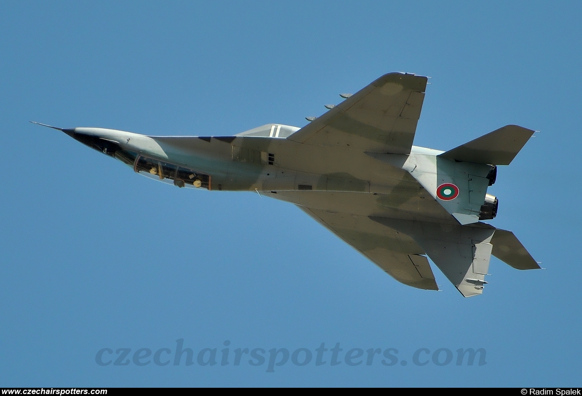 Bulgaria - Air Force – Mikoyan-Gurevich MiG-29UB / 9-51 11