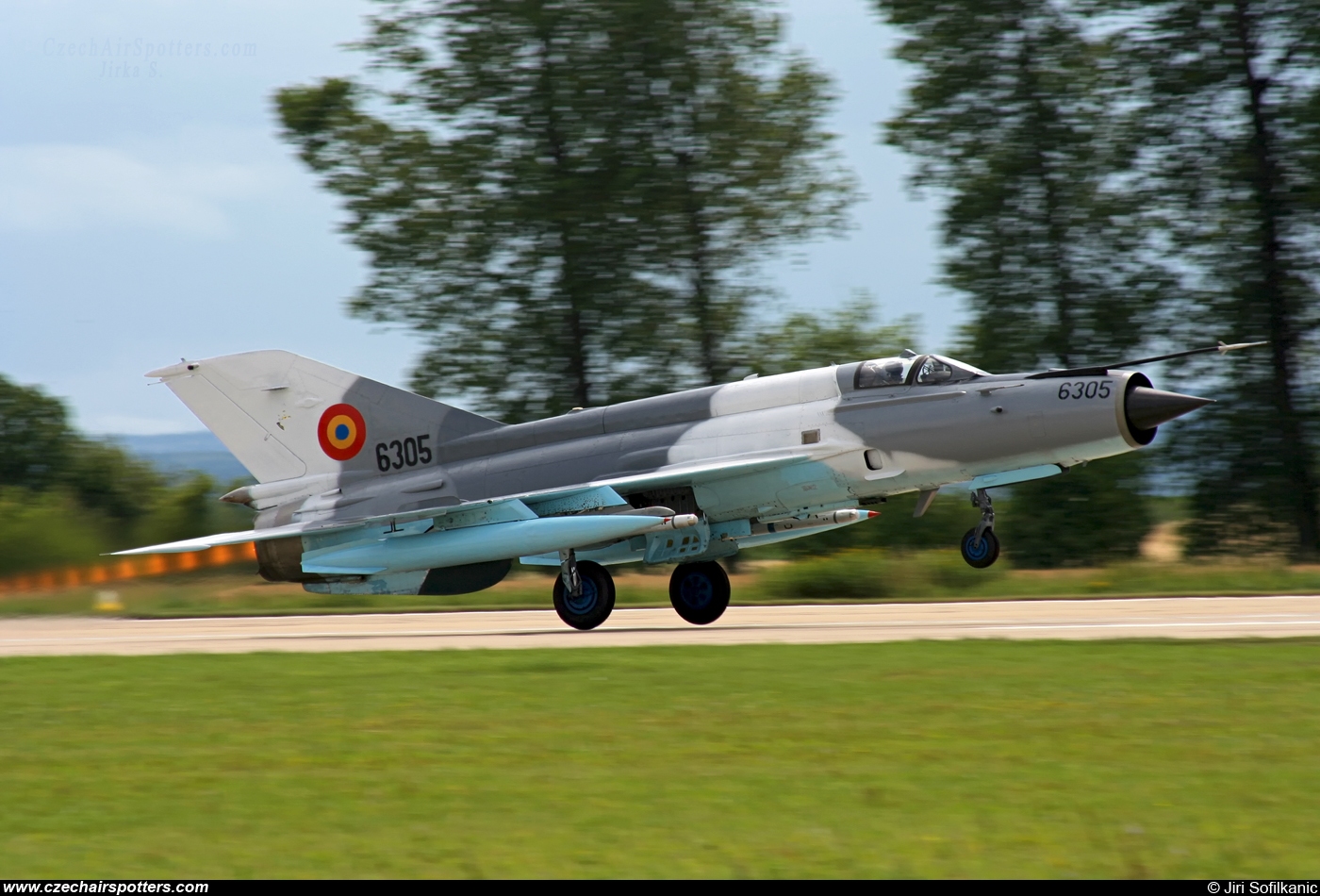 Romania - Air Force  – Mikoyan-Gurevich MiG-21MF Lancer C 6305