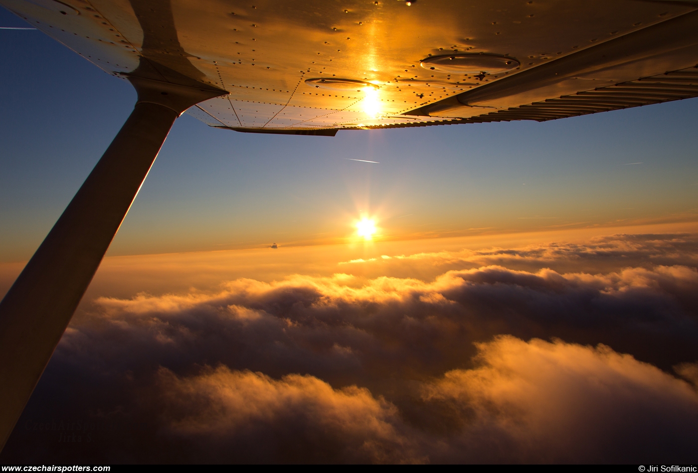 private – Reims F172M Skyhawk D-EVDI