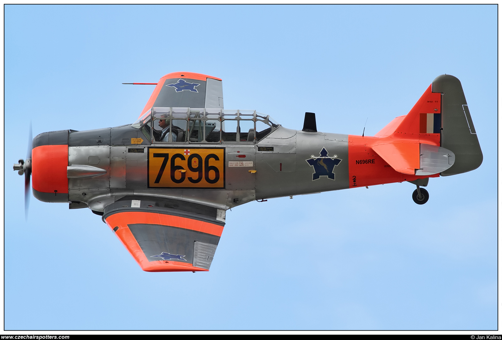 Unknown – North American AT-6C Texan N696RE / 7696