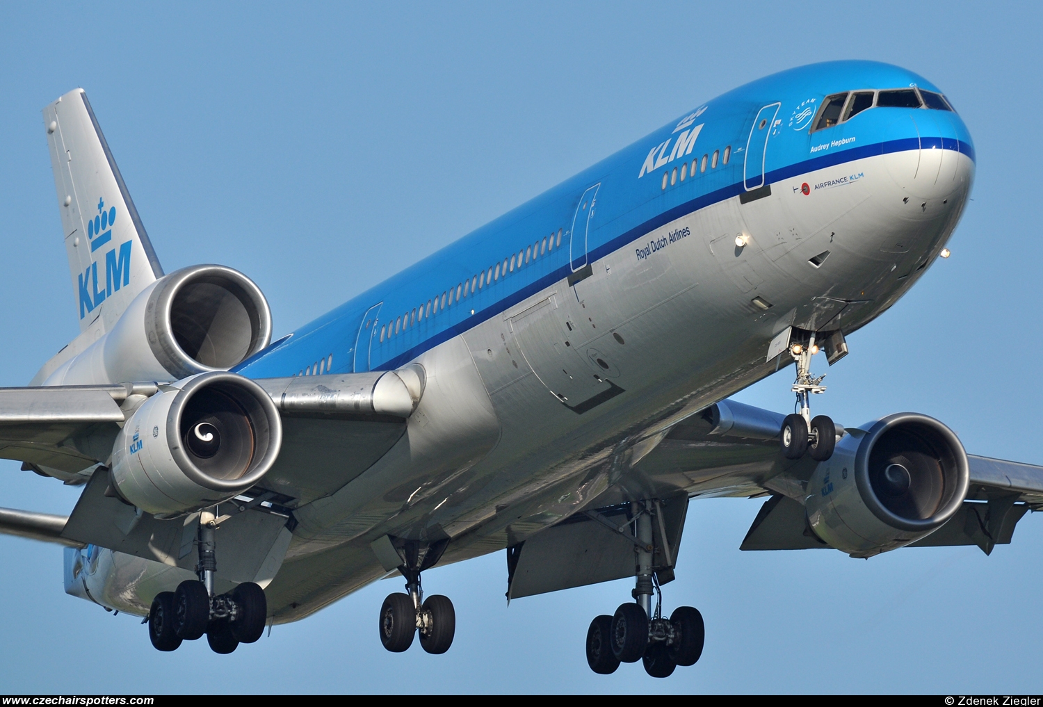 KLM  Royal Dutch Airlines( KLM , KL ) – McDonnell Douglas MD-11 PH-KCE