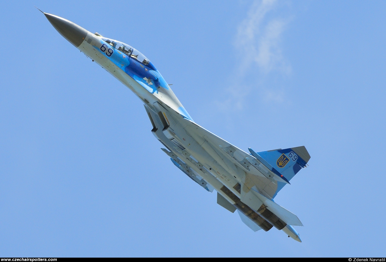 Ukraine - Air Force – Sukhoi Su-27 UB Flanker C 69