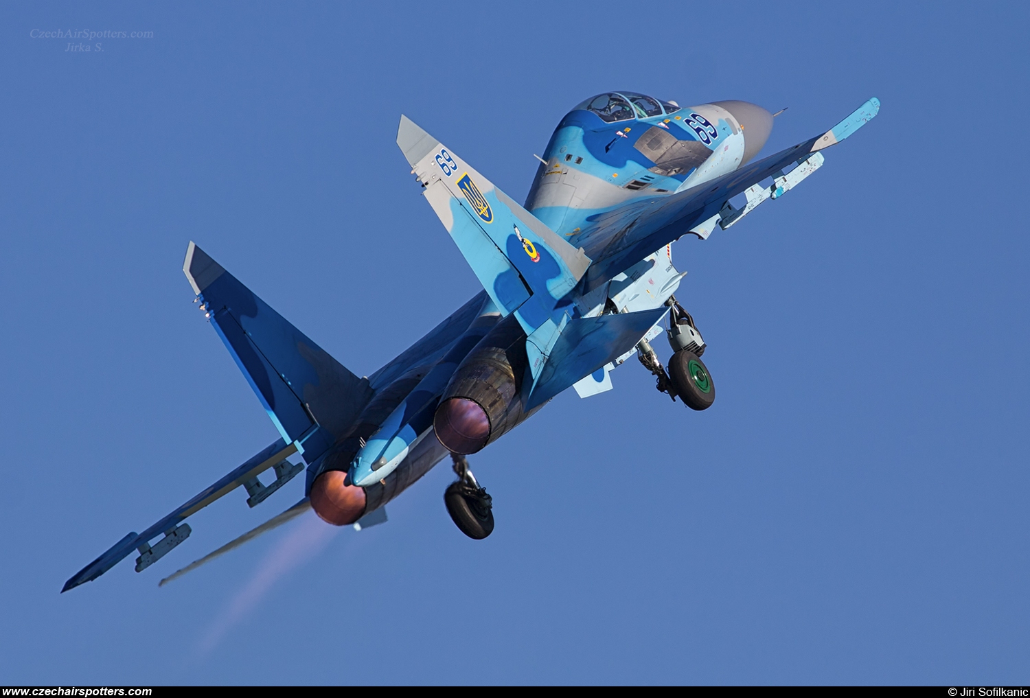 Ukraine - Air Force – Sukhoi Su-27 UB Flanker C 69 BLUE