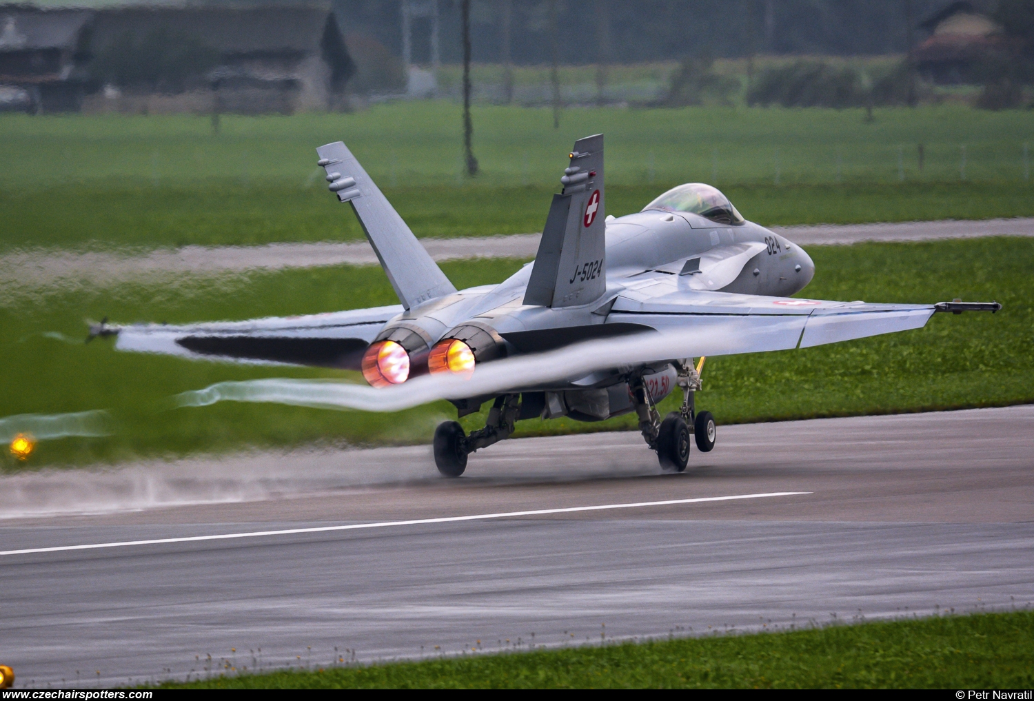 Switzerland - Air Force – McDonnell Douglas F/A-18C Hornet J-5024