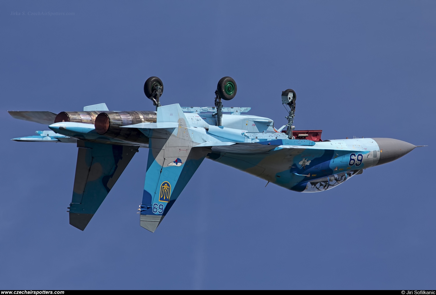 Ukraine - Air Force – Sukhoi Su-27 UB Flanker C 69 BLUE