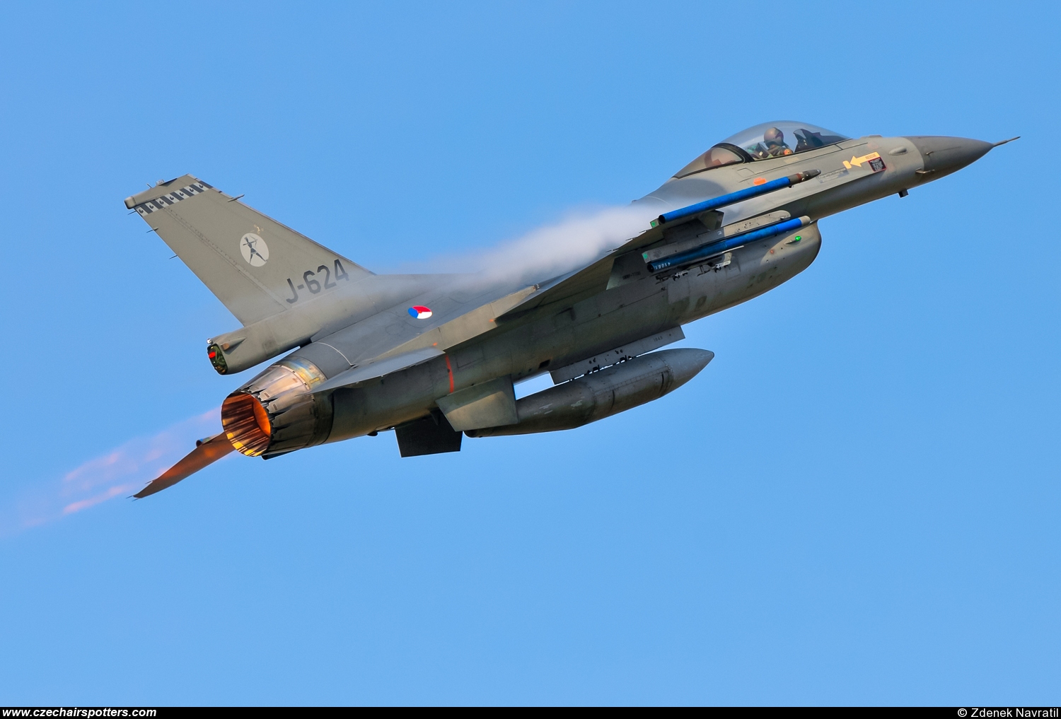 Netherlands - Air Force – Fokker F-16AM Fighting Falcon J-624