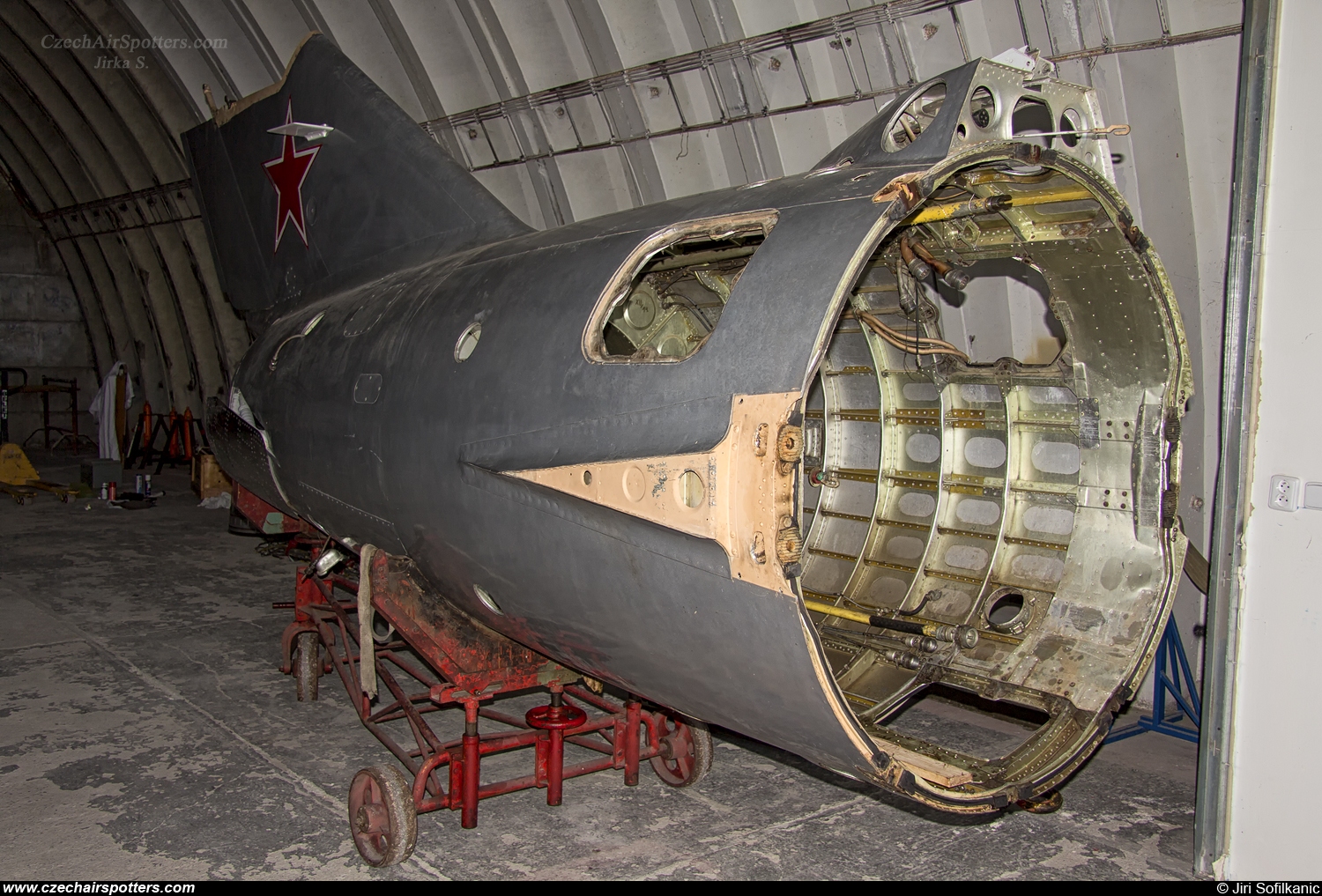 Czech Flying Legends – Mikoyan-Gurevich MiG-15UTI Midget N41125