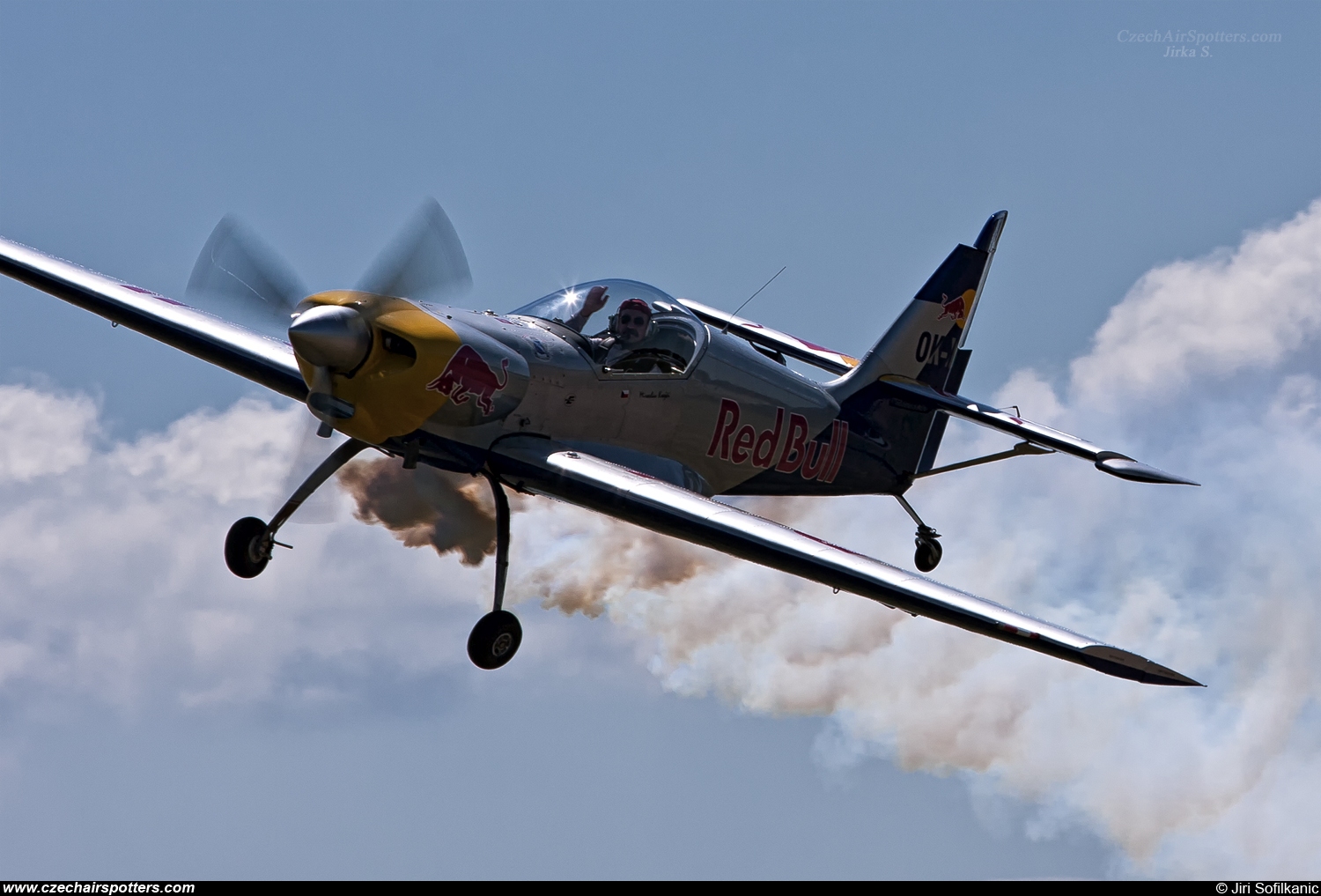 The Flying Bulls Aerobatics Team – Zlin Z-50LX OK-XRB
