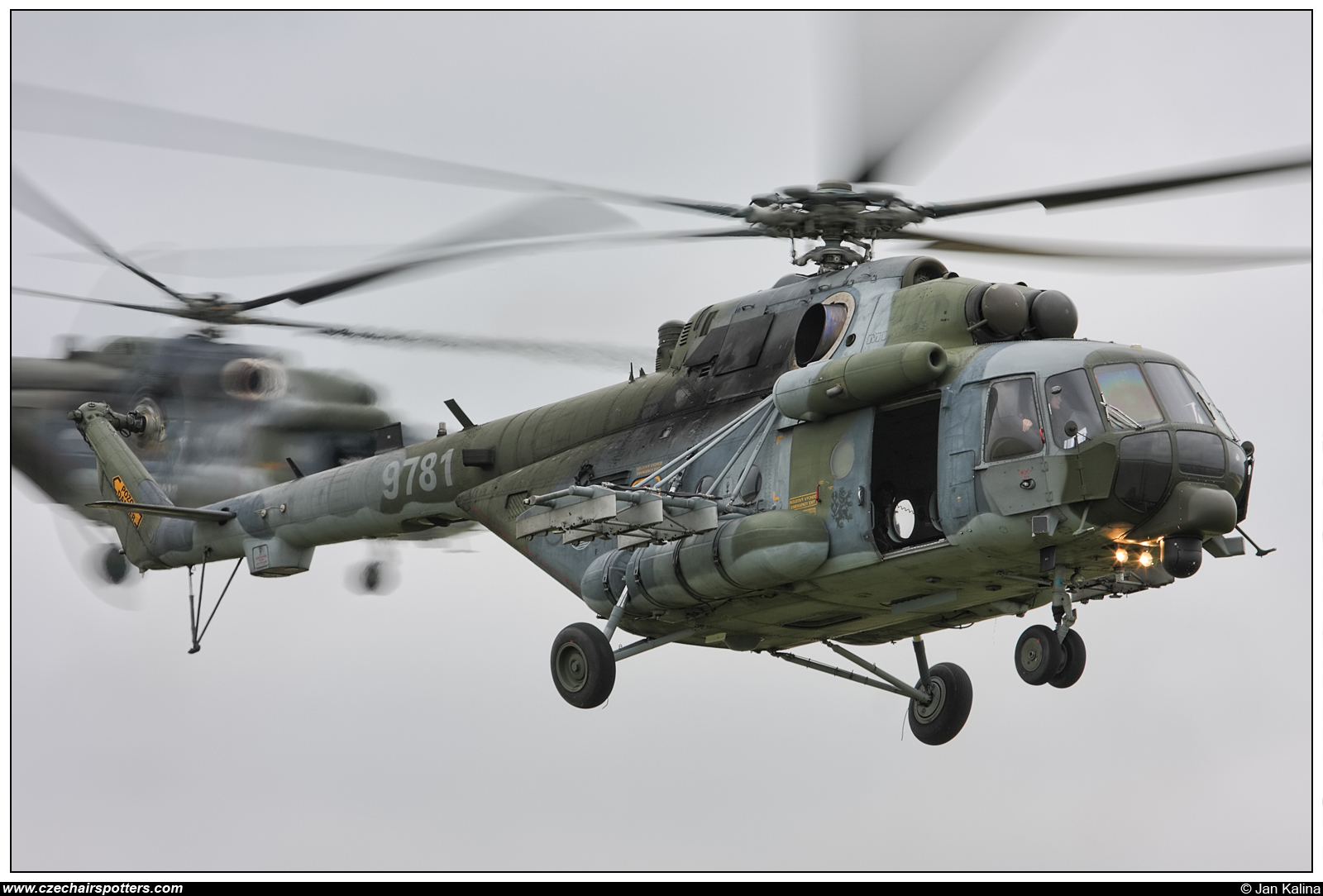 Czech - Air Force – Mil Mi-17-1(Sh) 9781