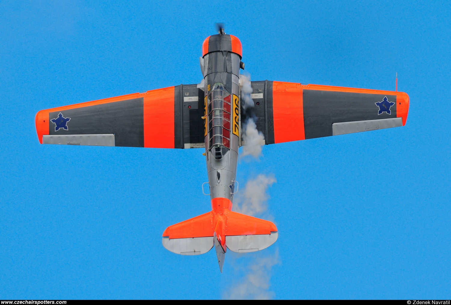 private – North American AT-6C Texan N696RE