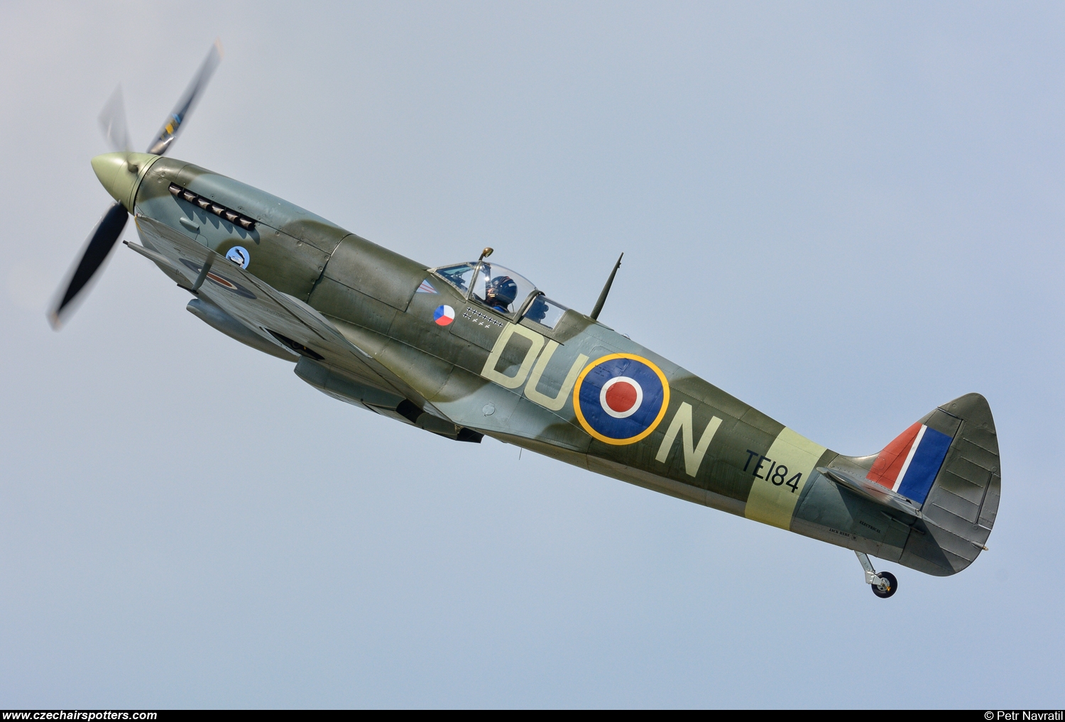 private – Supermarine Spitfire Mk XVIE (type 361) DU-N/TE184