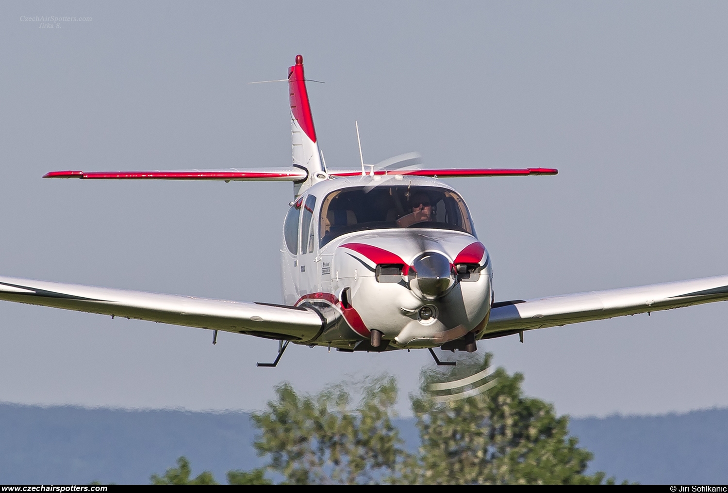 private – Rockwell  Commander 114 OK-ISP