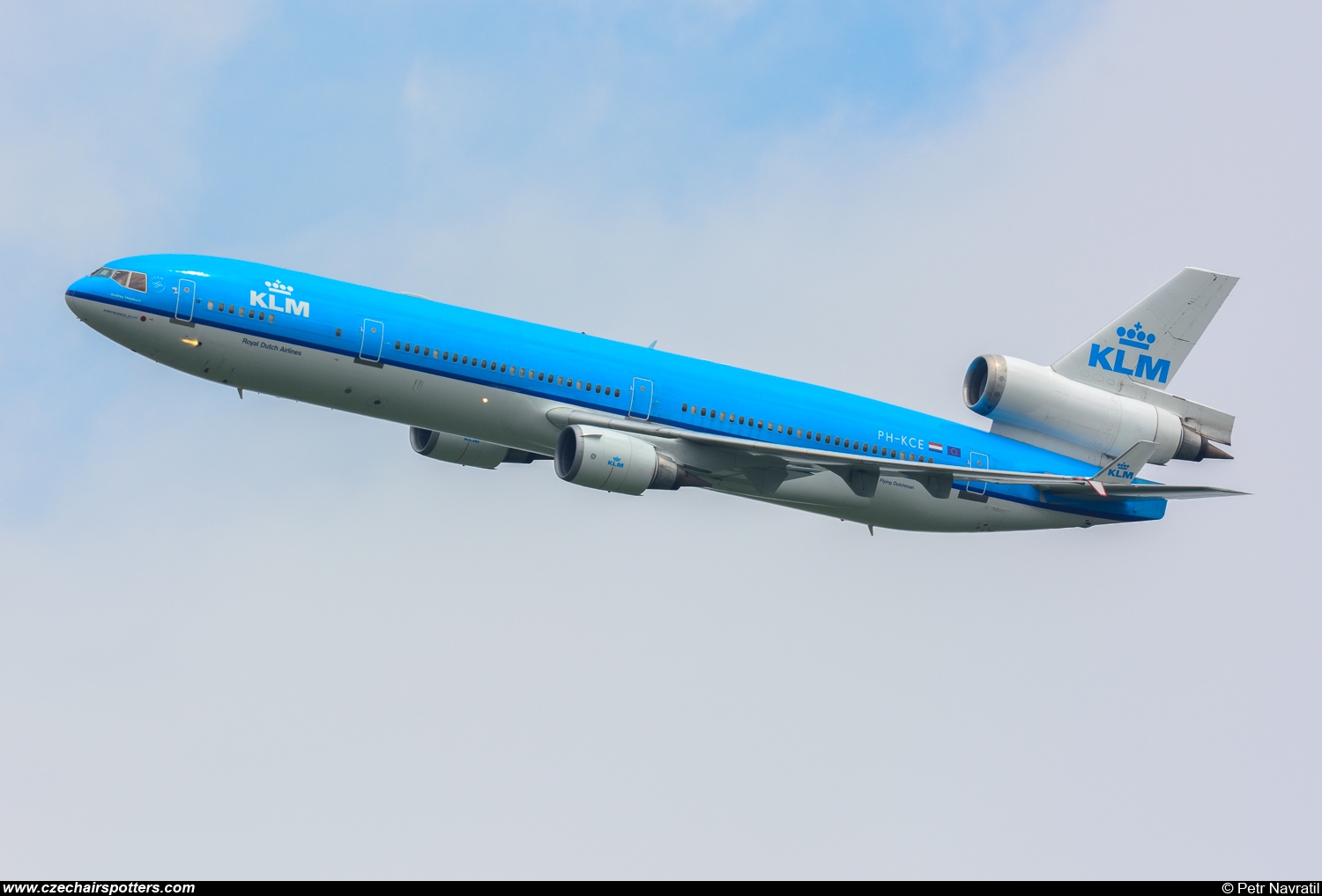 KLM Royal Dutch Airlines( KLM , KL ) – McDonnell Douglas MD-11 PH-KCE