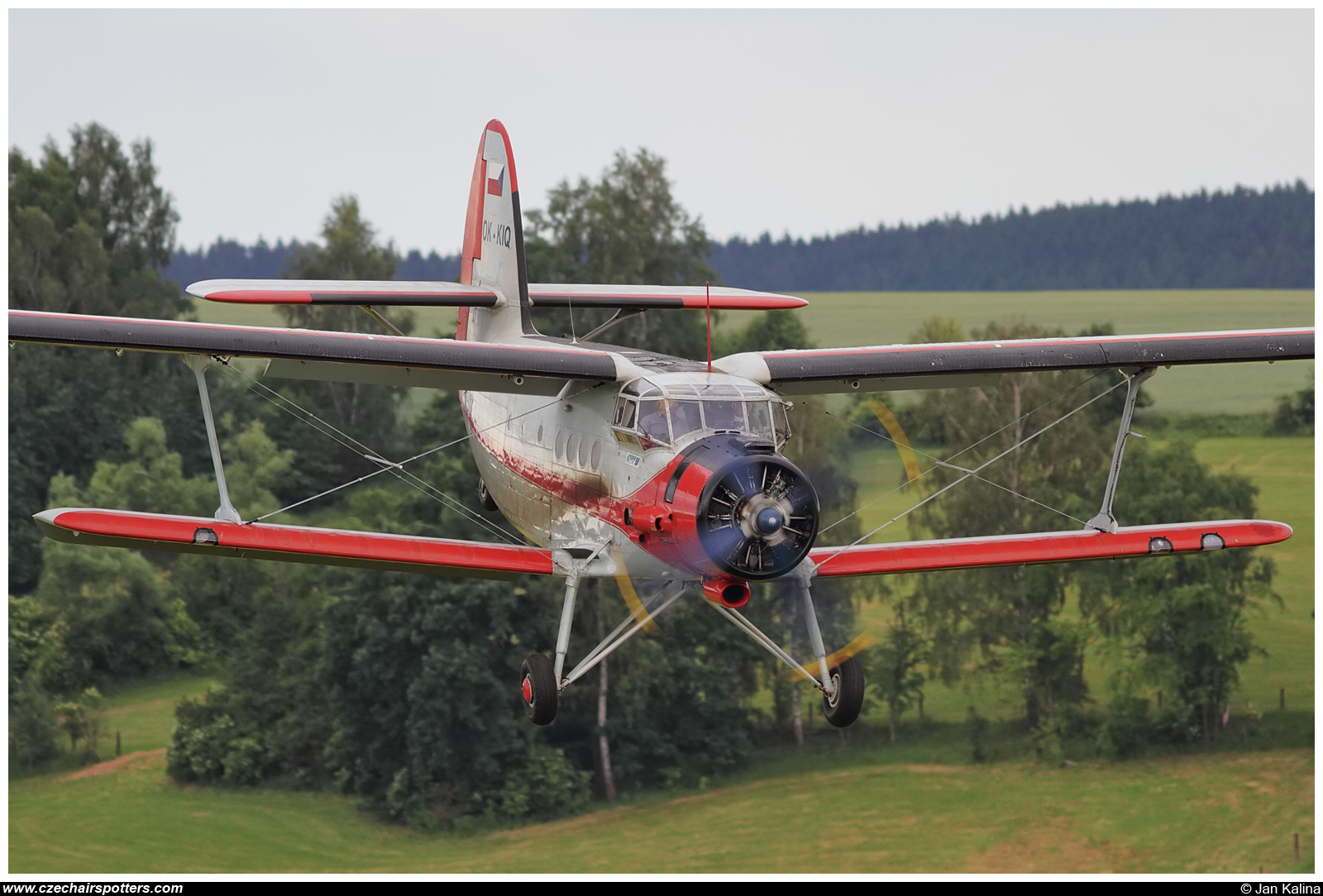 Air Special – Antonov An-2R OK-KIQ