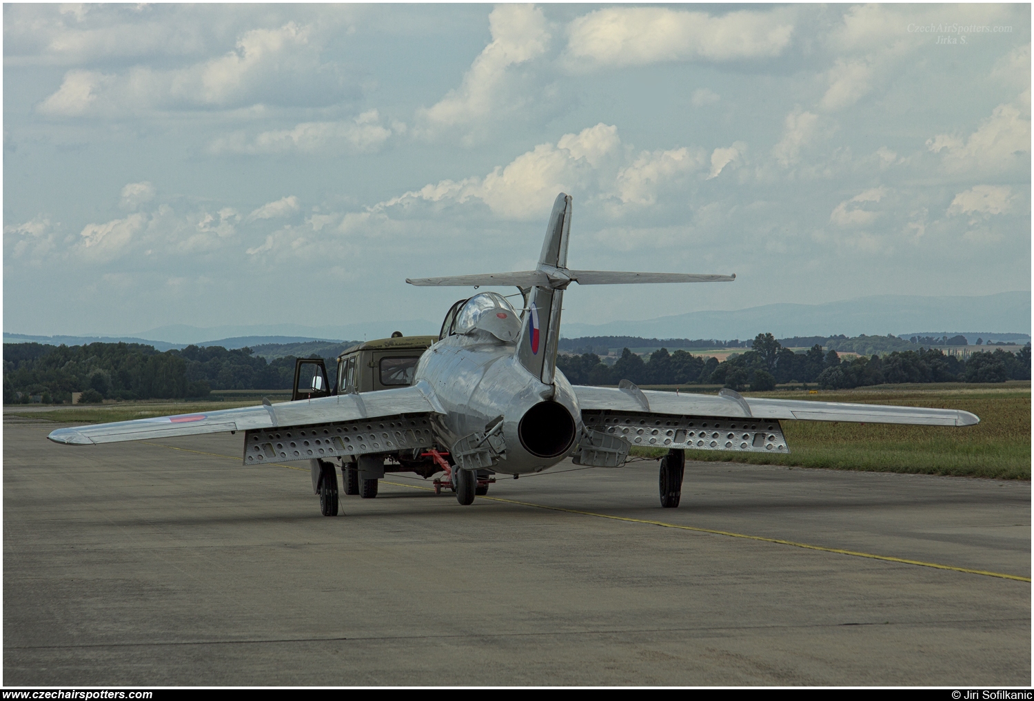 Czech Flying Legends – Mikoyan-Gurevich MiG-15UTI Midget N41125