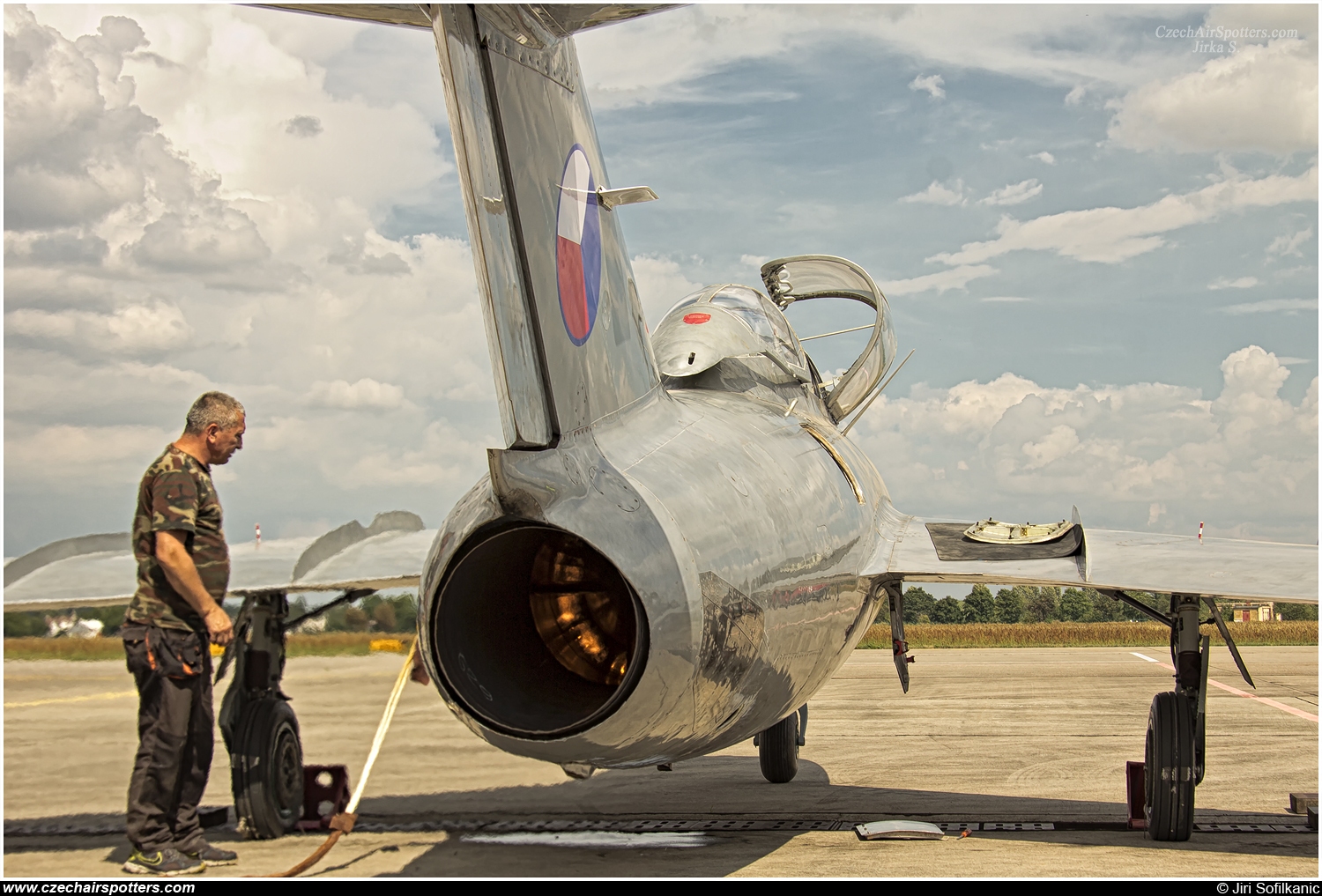 Czech Flying Legends – Mikoyan-Gurevich MiG-15UTI Midget N41125
