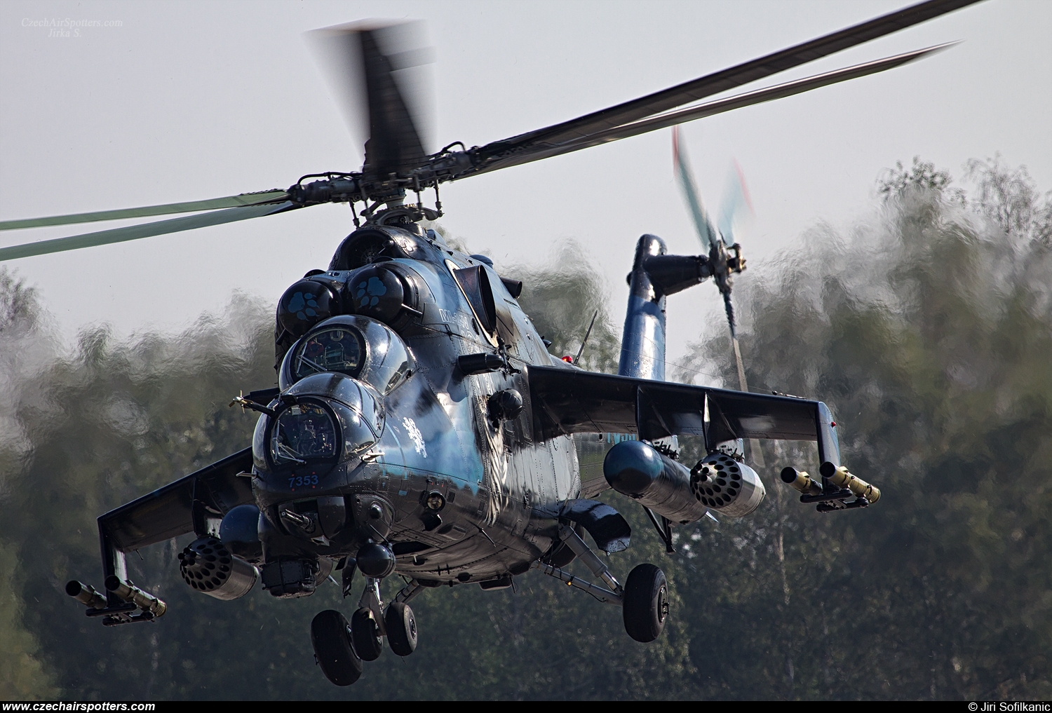 Czech - Air Force – Mil Mi-24V Hind 7353
