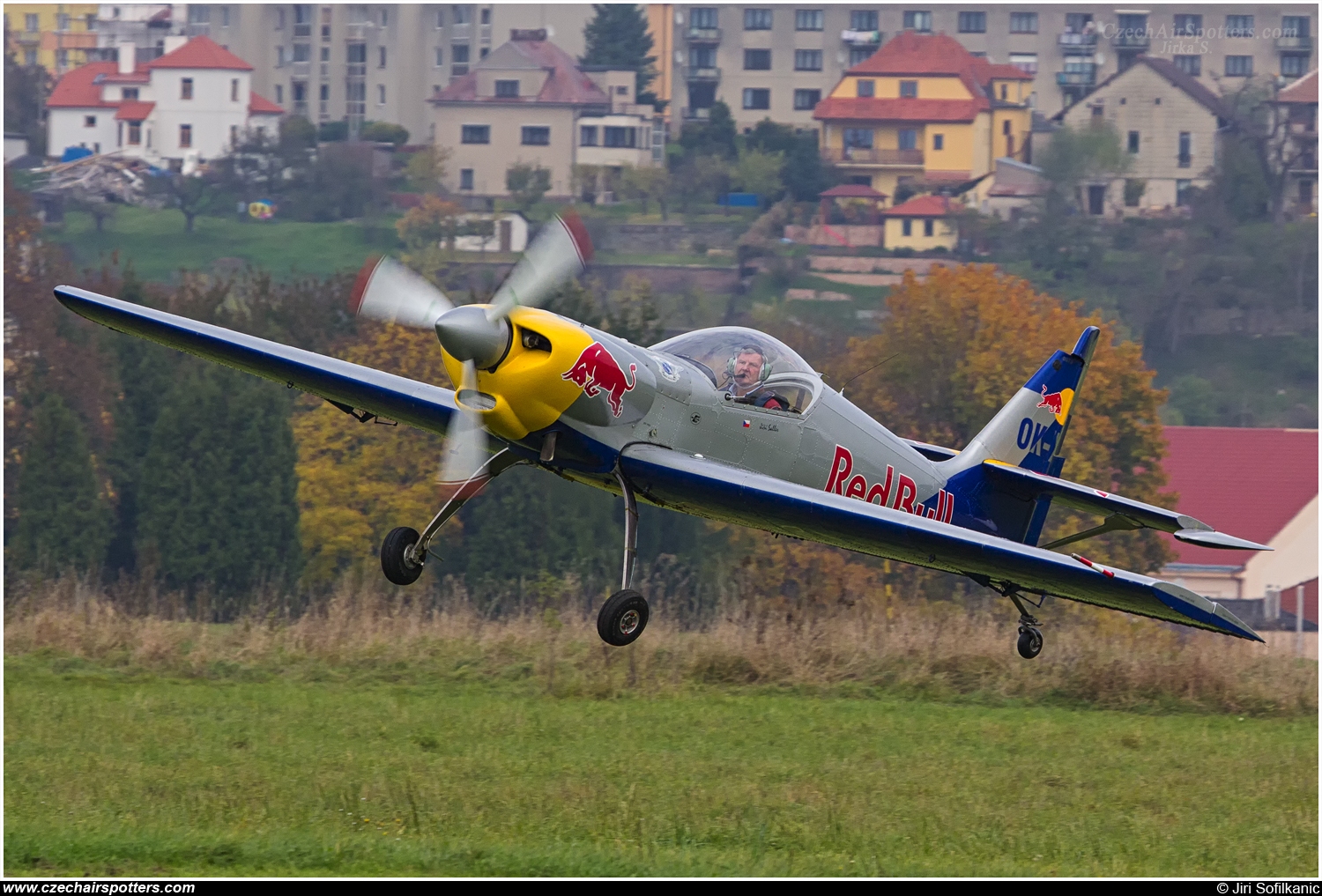 The Flying Bulls Aerobatics Team – Zlin Z-50LX OK-XRC
