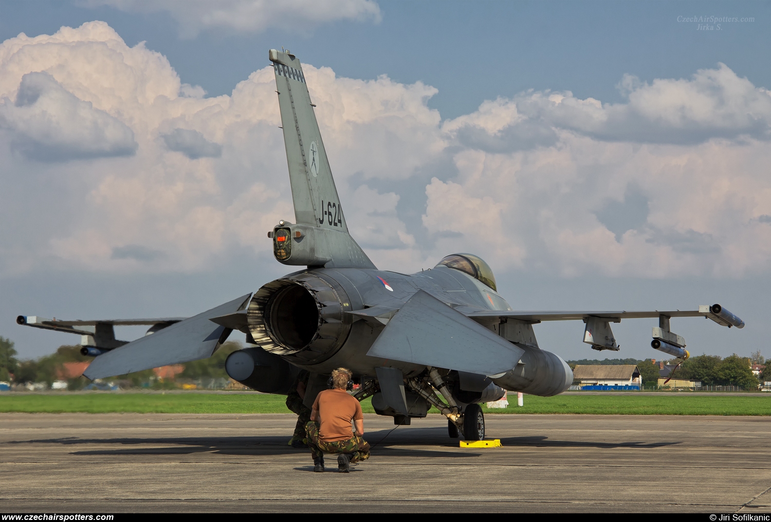 Netherlands - Air Force – Fokker F-16AM Fighting Falcon J-624
