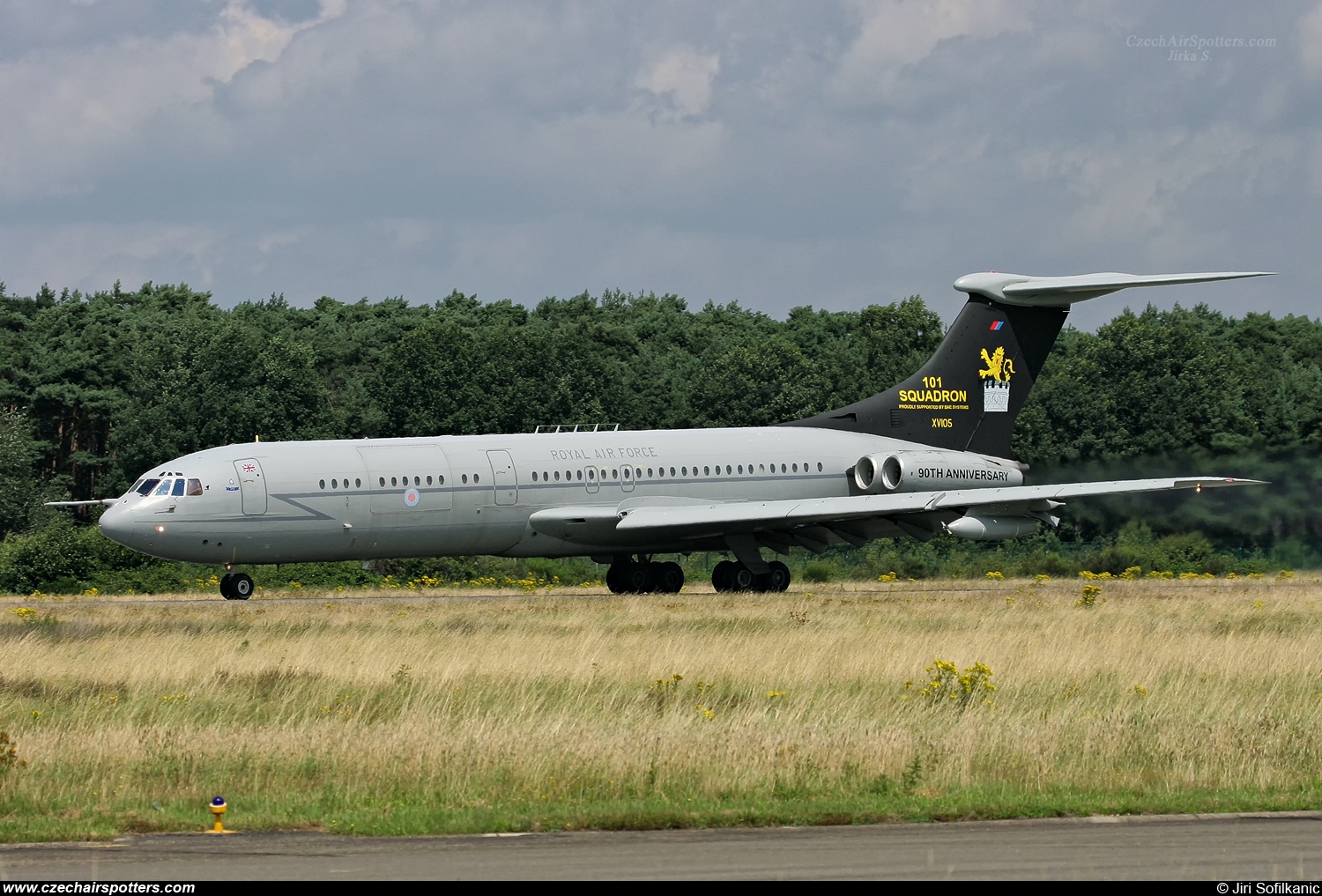 UK - Air Force – Vickers VC10 C1K XV105