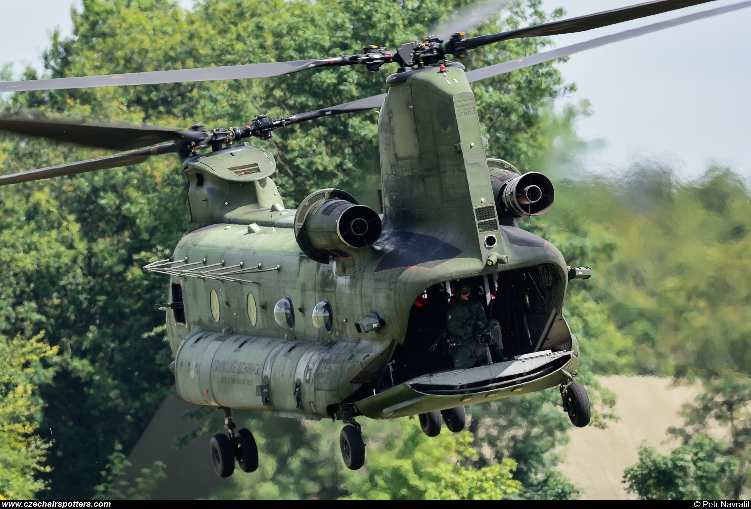 Netherlands - Air Force – Boeing CH-47D Chinook D-663