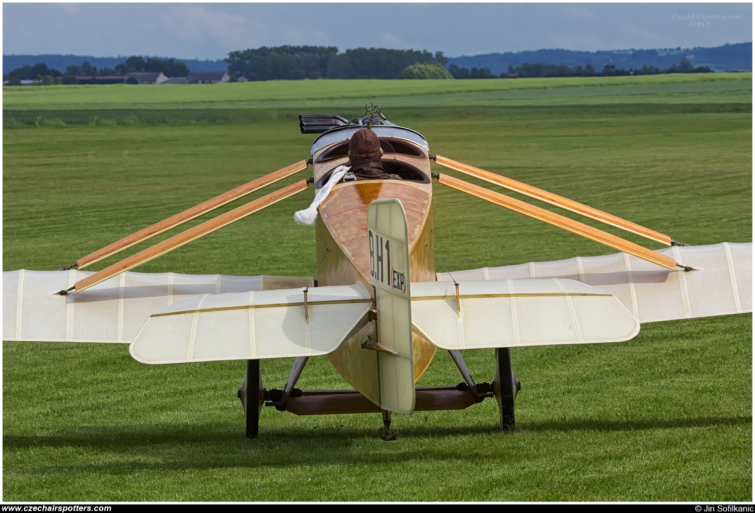 private – AVIA B.H.1 Exp. OK-GUU25