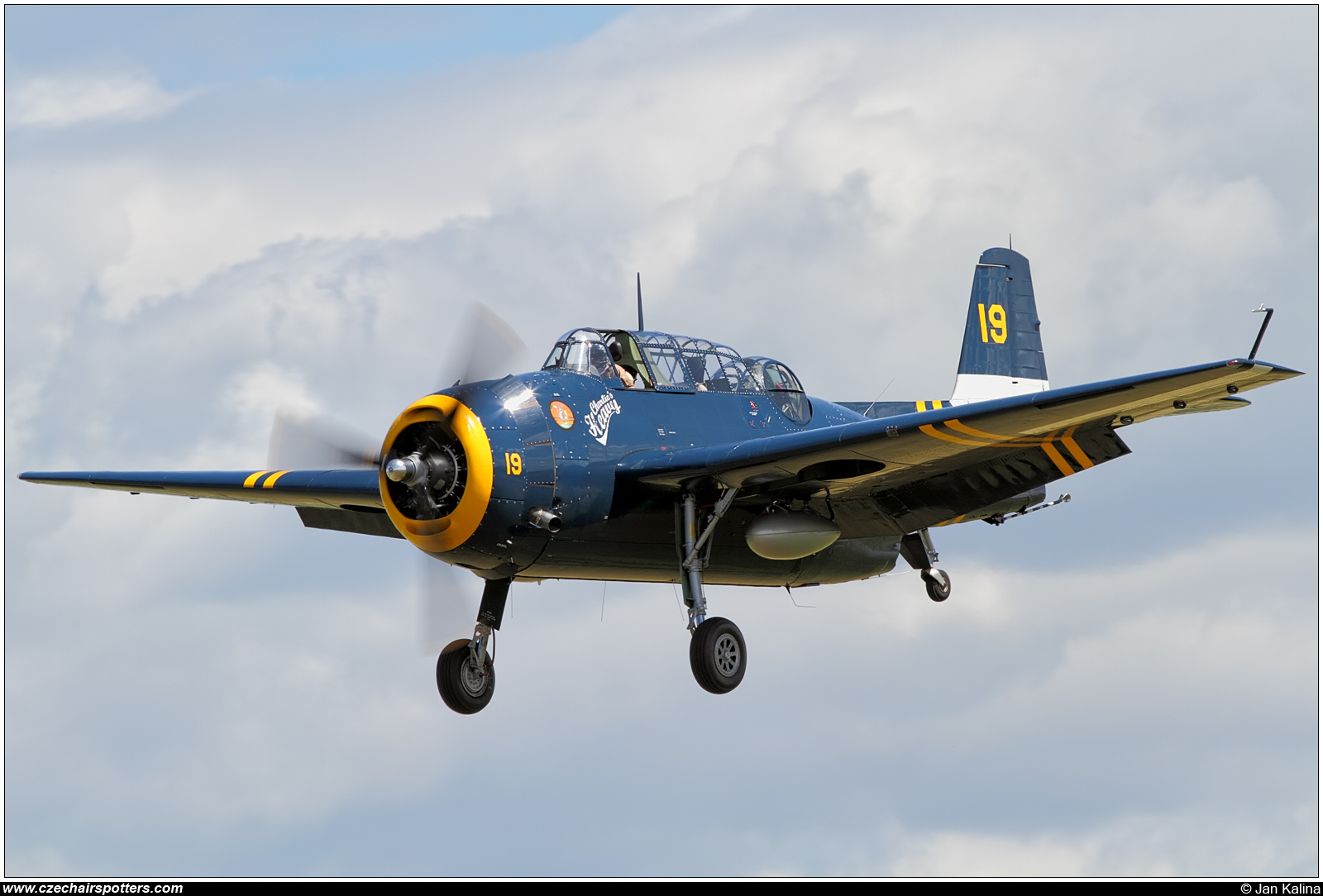 Association Charlie's Heavy – Grumman TBM-3R Avenger HB-RDG