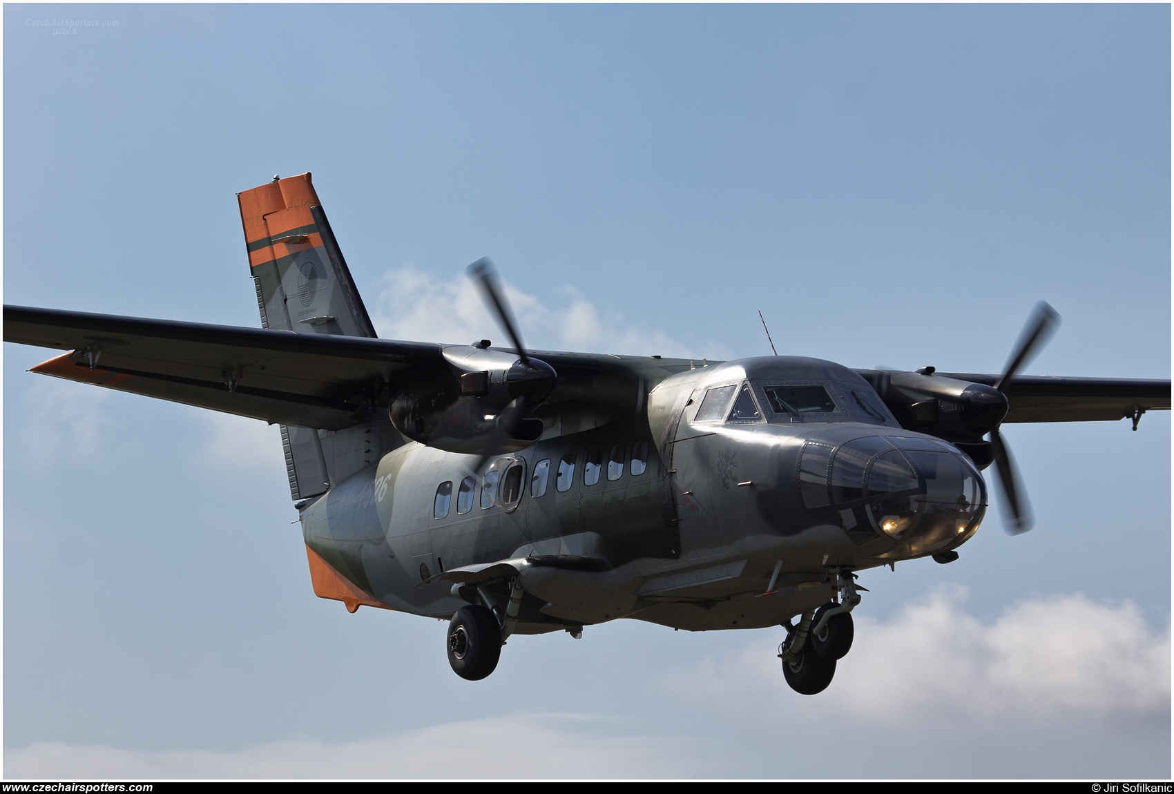 Czech - Air Force – Let L-410FG Turbolet  1526