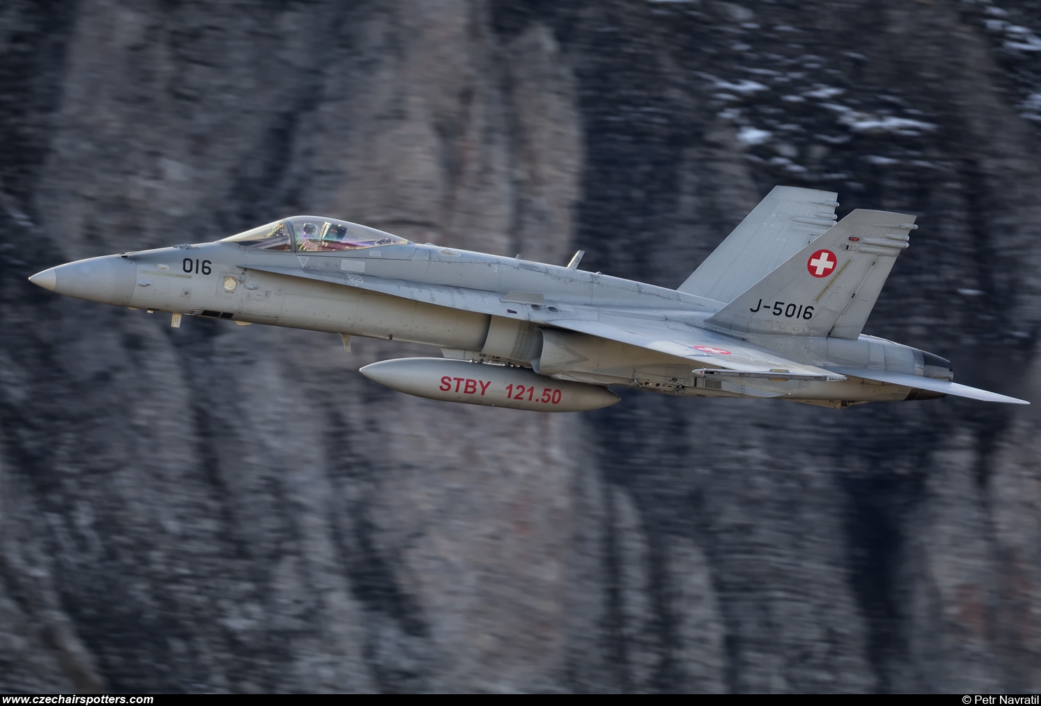 Switzerland - Air Force – McDonnell Douglas F/A-18C Hornet J-5016