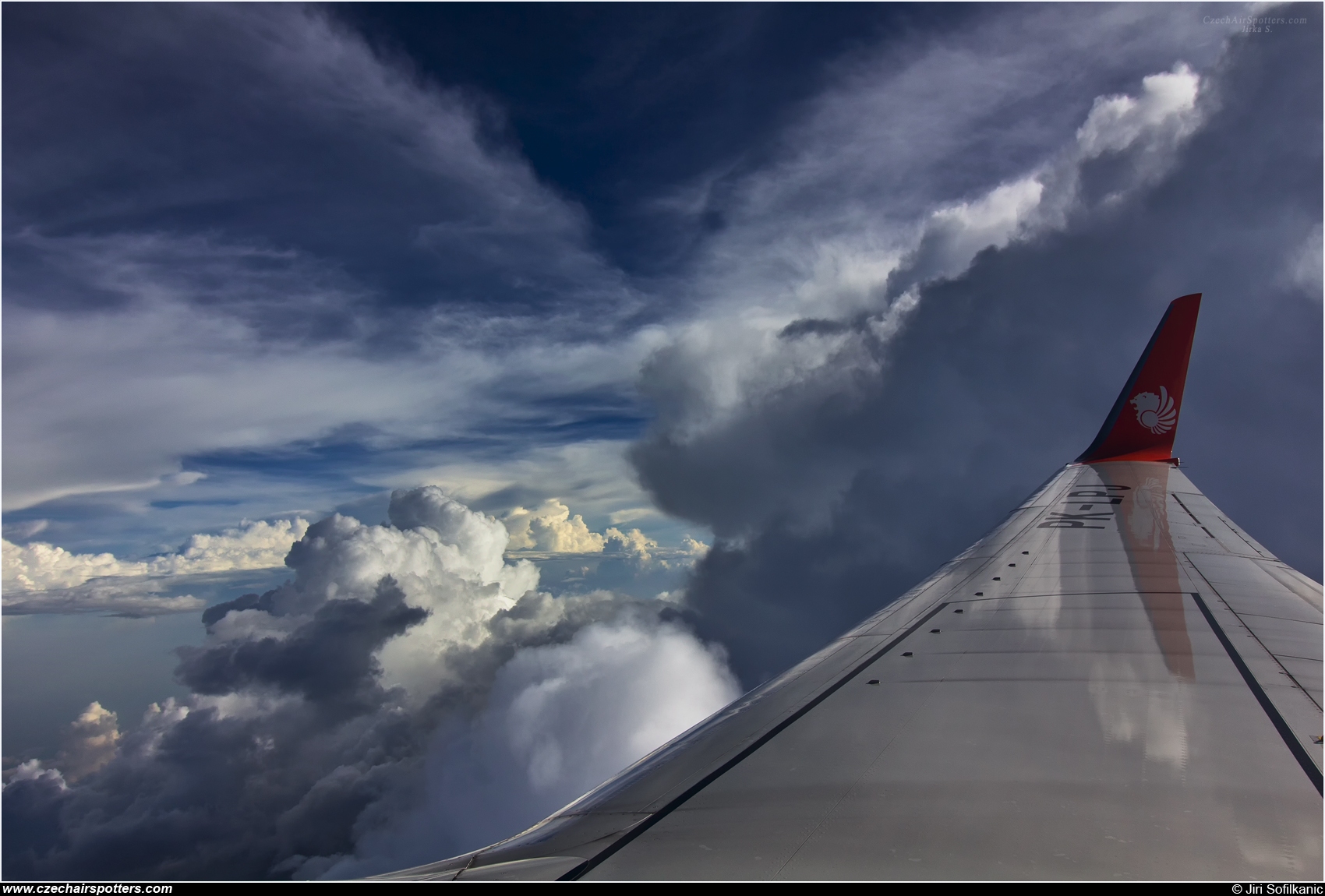 Lion Air ( JT , LNI ) – Boeing B737-8GP PK-LPJ