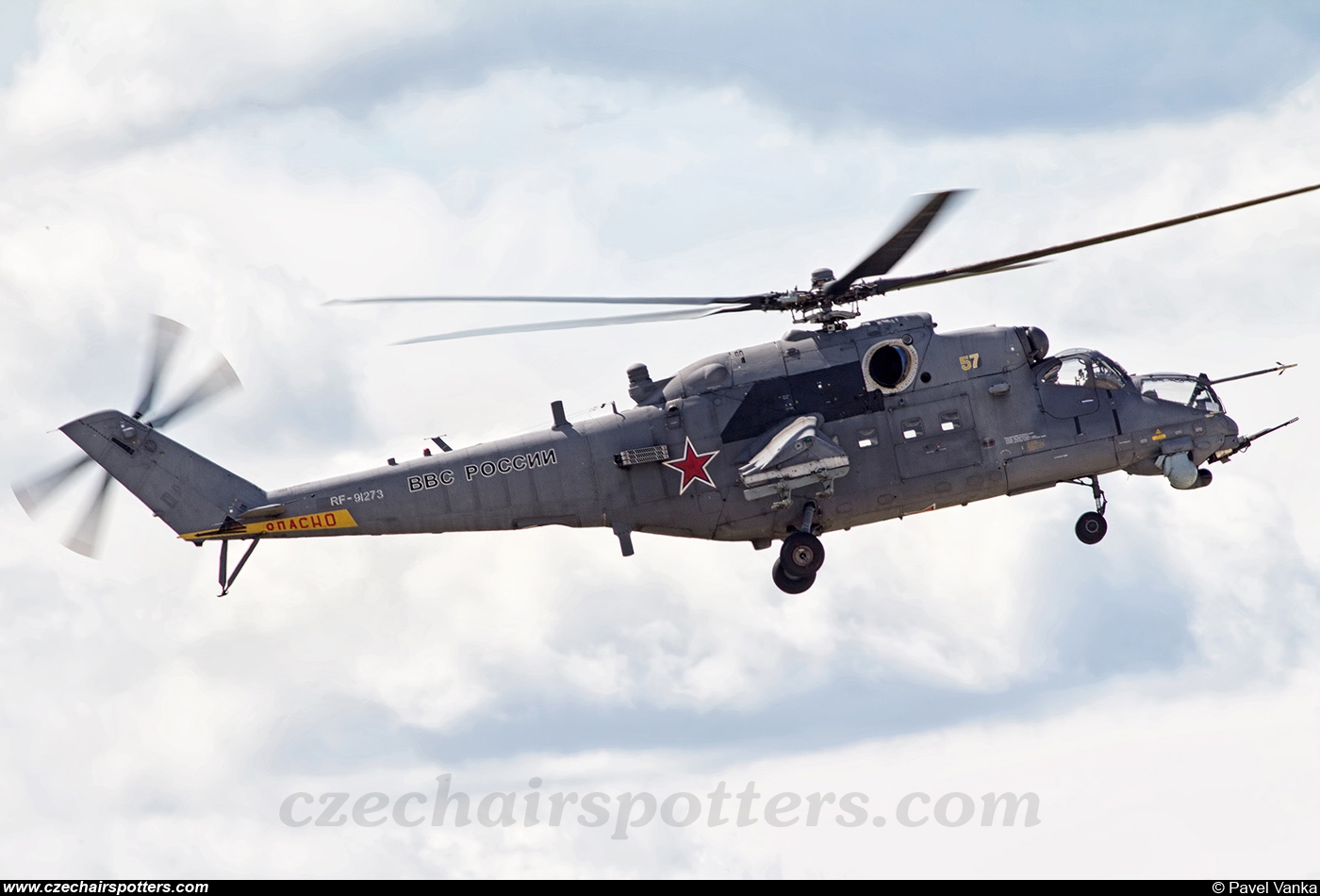 Russia - Air Force – Mil Mi-24V Hind 57