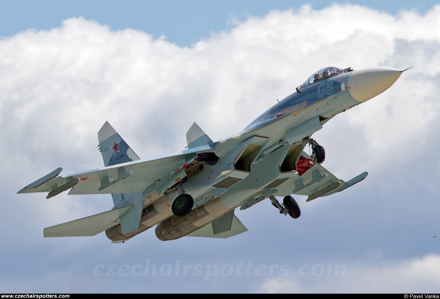 Russia - Air Force – Sukhoi Su-27 Flanker B 09
