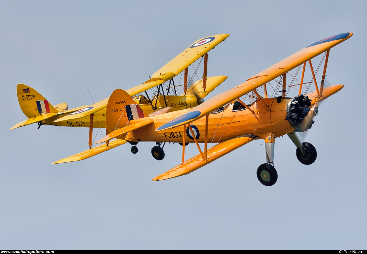 private – Boeing N2S-5 Kaydet (Stearman) FJ934/N43GK