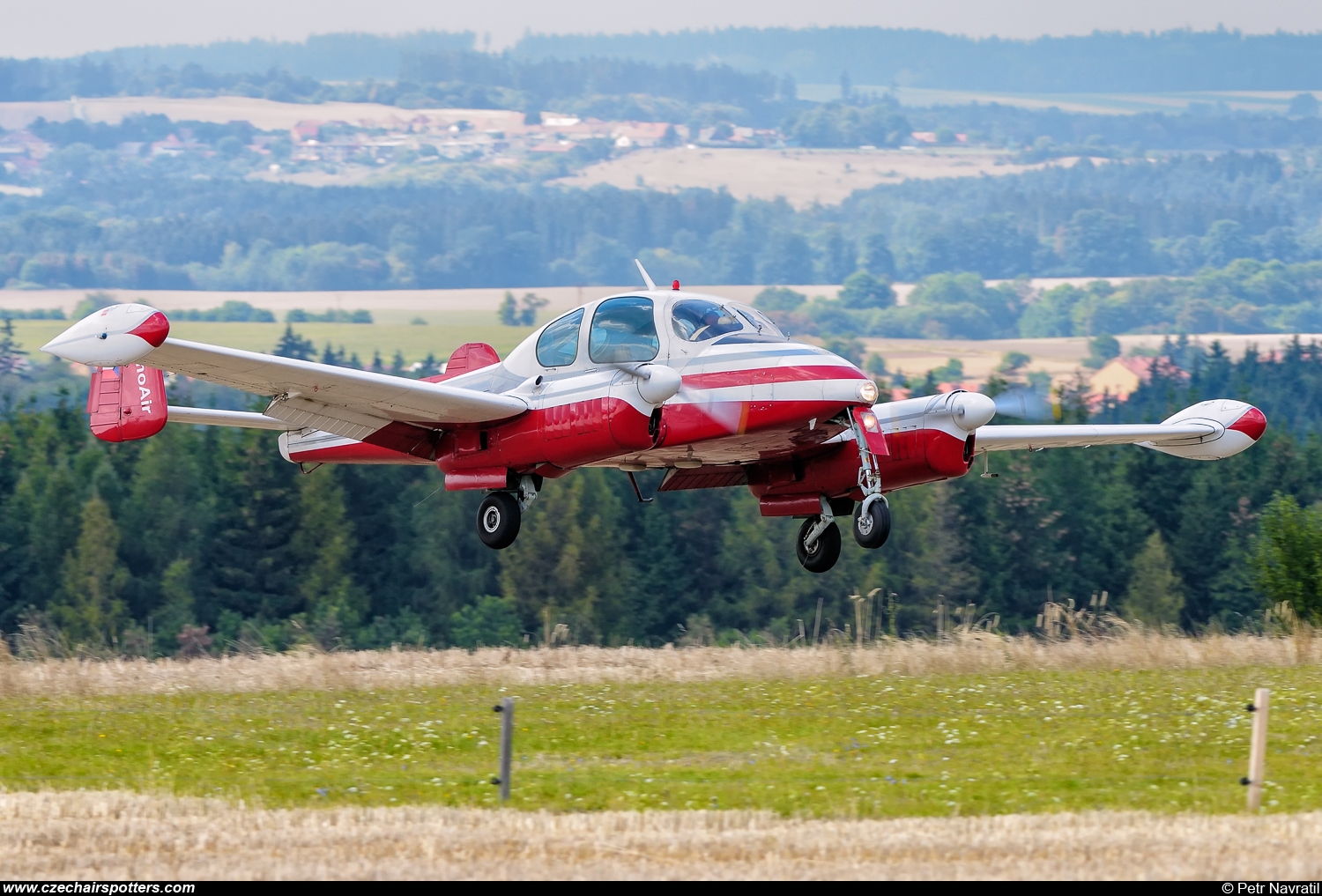 Bemoair – Let L-200A Morava OK-OFB