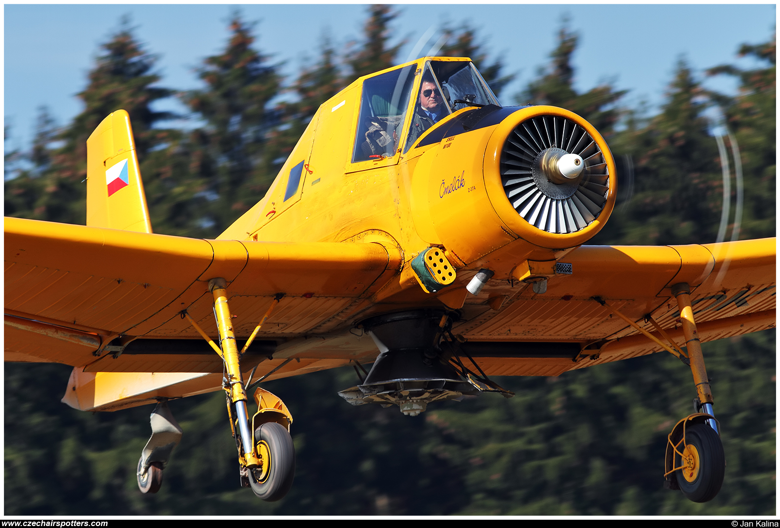 Air Special – Zlin Z-37A-2 Cmelak  OK-OJG